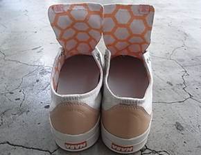 Shoes featuring a repeating pattern of hexagonal shapes on the inner lining of the shoe uppers. Shoes featuring a repeating pattern of hexagonal shapes on the inner lining of the shoe uppers.